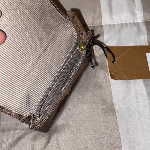 🤎NWT Margot New York Small Wallet/Card Case w/Zippered Coin Pocket - Picture 5 of 9